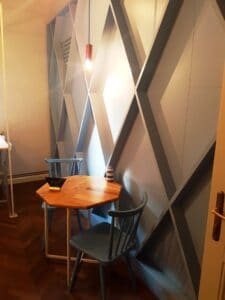 Simbio, local neo-boem in Bucuresti