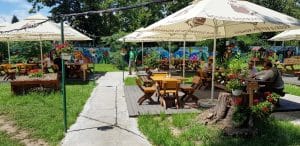 Terasa City Grill de la Piata Charles de Gaulle din Bucuresti