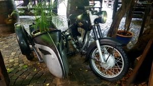 Terasa de la Piranha, restaurant club in Regie