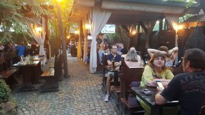 Terasa de la Piranha, restaurant club in Regie