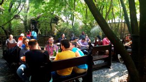 Terasa de la Piranha, restaurant club in Regie