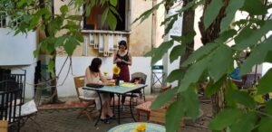 Voila Bistrot, terasa boema in Bucuresti