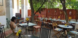 Voila Bistrot, terasa boema in Bucuresti