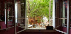 Voila Bistrot, terasa boema in Bucuresti