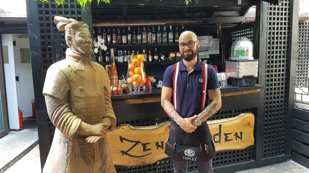 Zen Garden, restaurant chinezesc cu terasa in Bucuresti, pe Silvestru