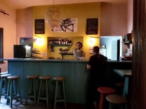 BEAT bar umanist, local boem in cartierul Armenesc din Bucuresti