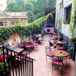 BEAT bar umanist, local boem in cartierul Armenesc din Bucuresti