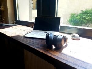 Beans & Dots, una dintre cafenelele boeme din Palatul Universul