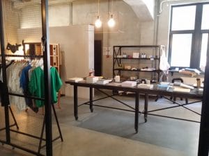 Beans & Dots, una dintre cafenelele boeme din Palatul Universul