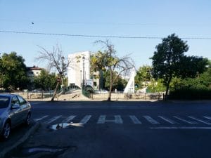 Deschis Gastrobar, club si terasa pe acoperisul Fabricii de Bumbac in Splaiul Unirii