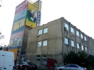 Deschis Gastrobar, club si terasa pe acoperisul Fabricii de Bumbac in Splaiul Unirii