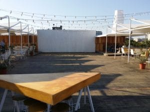 Deschis Gastrobar, club si terasa pe acoperisul Fabricii de Bumbac in Splaiul Unirii