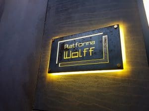 Expirat (Halele Carol), local boem la Filaret, langa parcul Carol