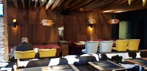 Restaurant cu bucatarie internationala pe la Muzeul Taranului Roman