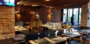 Gargantua KSLF, restaurant cu bucatarie internationala pe la Muzeul Taranului Roman