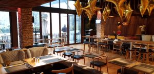 Gargantua KSLF, restaurant cu bucatarie internationala pe la Muzeul Taranului Roman