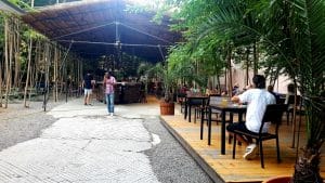 Gradina Dorobanti, terasa boema in centrul Bucurestiului