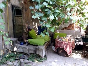 Gradina Sticlarilor, boema artistica in Vasile Lascar, Bucuresti