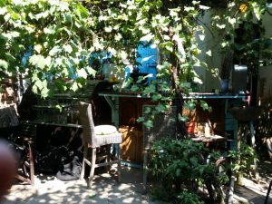 Gradina Sticlarilor, boema artistica in Vasile Lascar, Bucuresti