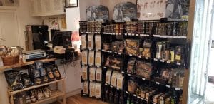 La Bottega del Tartufo, Pasterra, cainele Bosco, mancand paste si band vin