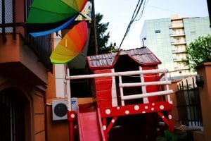 La Iris, cafenea - club de familie cu loc de joaca pentru copii in Cotroceni