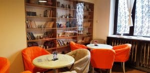 Lente Arcului, cafenea boema cu mansarda in strada Arcului din Bucuresti