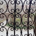 Lente Arcului, cafenea boema cu mansarda in strada Arcului din Bucuresti