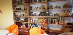 Lente Arcului, cafenea boema cu mansarda in strada Arcului din Bucuresti