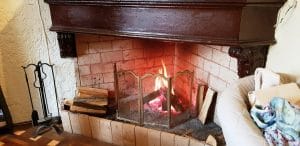 Lente Arcului, cafenea boema cu mansarda in strada Arcului din Bucuresti