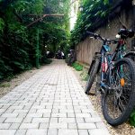 Lente (Arcului) sau Mansarda Lente, local boem in cartierul Armenesc din Bucuresti
