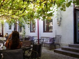 Lente, local boem in strada General Praporgescu