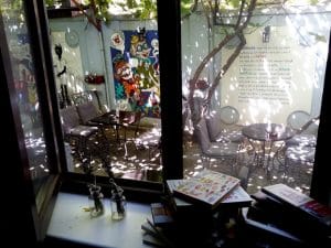 Lente, local boem in strada General Praporgescu