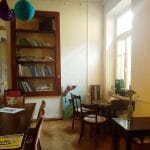 Lokal, gastropub boem pe strada Mihai Eminescu din Bucuresti