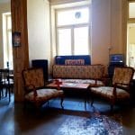 Lokal, gastropub boem pe strada Mihai Eminescu din Bucuresti