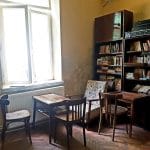 Lokal, gastropub boem pe strada Mihai Eminescu din Bucuresti