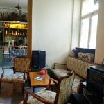 Lokal, gastropub boem pe strada Mihai Eminescu din Bucuresti