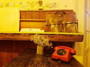 Lokal, gastropub boem pe strada Mihai Eminescu din Bucuresti