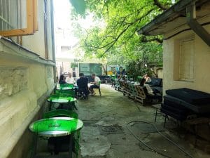 Lokal, gastropub boem pe strada Mihai Eminescu din Bucuresti