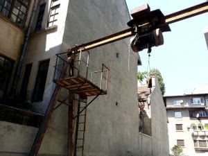 Palatul Universul si fosta tipografie Universul din strada Ion Brezoianu