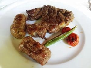 Patru Anotimpuri, restaurant romanesc in Parcul Herastrau