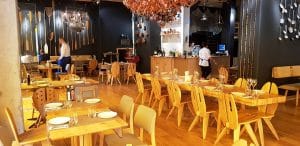 Sardin, restaurant cu bucatarie italiana clasica in Bv Mircea Voda