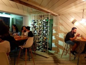 Shift Pub, local boem pe Eremia Grigorescu in Bucuresti