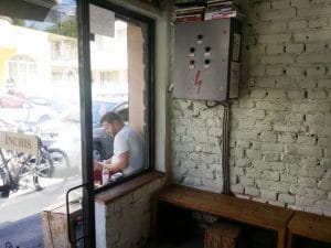 Steam, mini-cafenea hipster la Charles de Gaulle in Bucuresti