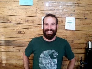 Steam, mini-cafenea hipster la Charles de Gaulle in Bucuresti