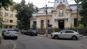 Strada Dianei, pe la restaurantul Kane