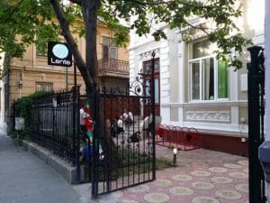 Strada Dionisie Lupu din Bucuresti, aproape de Piata Lahovary