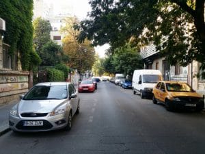 Strada Dionisie Lupu din Bucuresti, aproape de Piata Lahovary