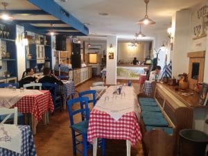 Taverna Marelui Paharnic, restaurant grecesc la Piata Domenii in Bucuresti