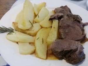 Taverna Marelui Paharnic, restaurant grecesc la Piata Domenii in Bucuresti