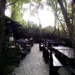 Terasa Piranha, restaurant si club in Regie
